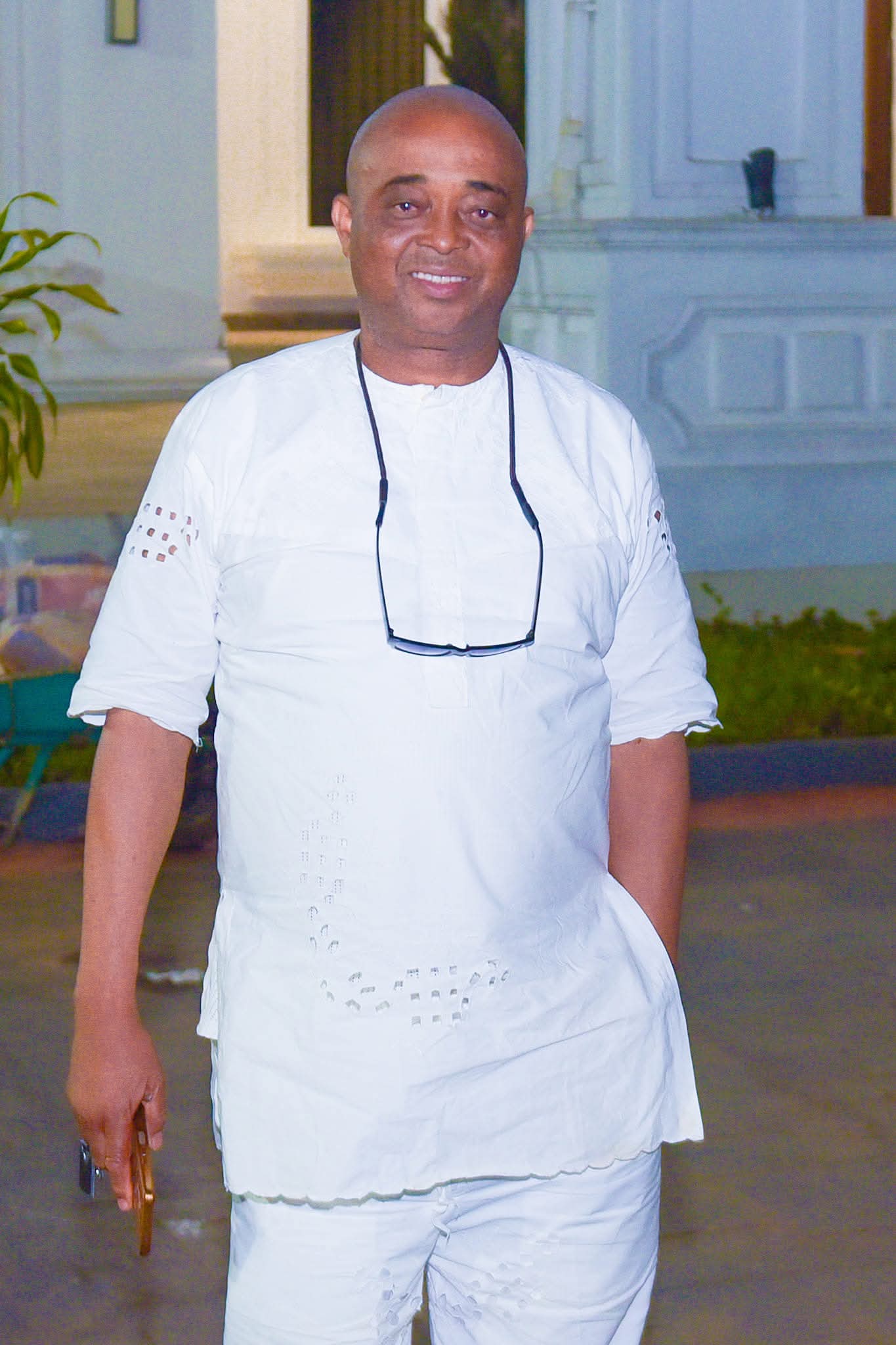 WHO CONDUCTS AND ANNOUNCES PARTY PRIMARIES ?